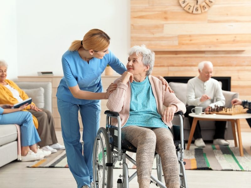 Sue's Loving Care_Home_12